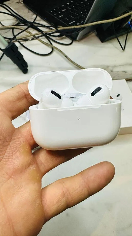 MZ1364200092KATH White Compatible With iPhone Devices 5588000 Airpods